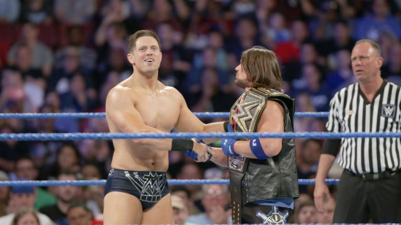 Illustration for article titled SmackDown! Live keeps Team Blue’s “winning” streak going